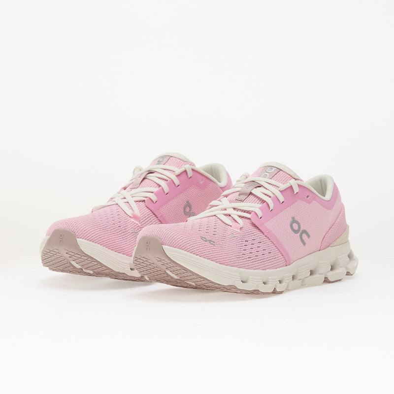 On Wmns Cloud X 4 Petal/ Sand