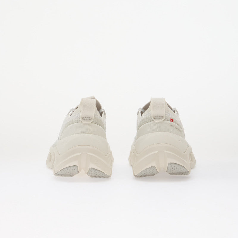 On Wmns Cloud X Tempo Ivory/ Ice