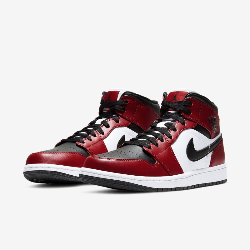 Air Jordan 1 Mid Chicago Black Toe