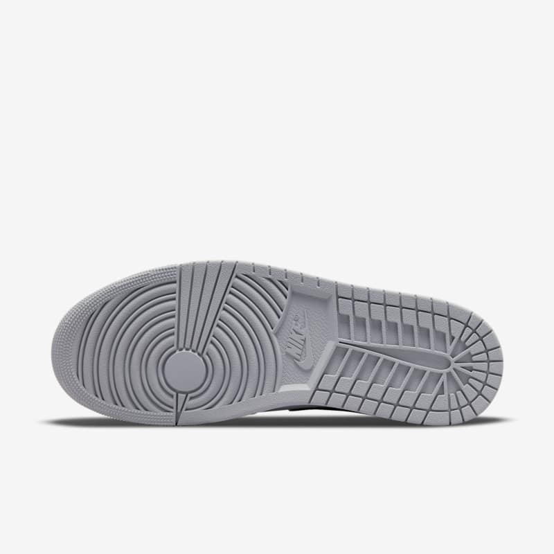 Air Jordan 1 Mid Light Smoke Grey
