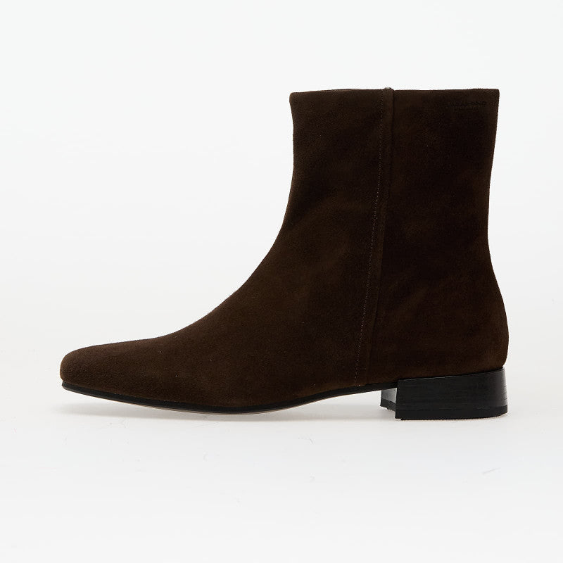 Vagabond Mona Brown