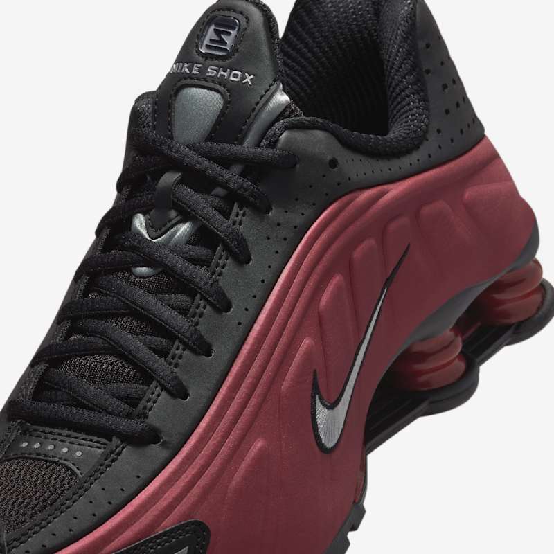 Nike Wmns Shox R4