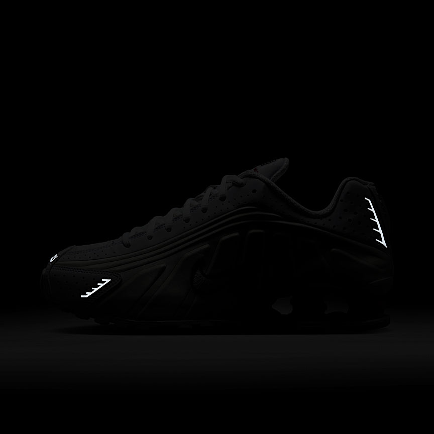 Nike Wmns Shox R4