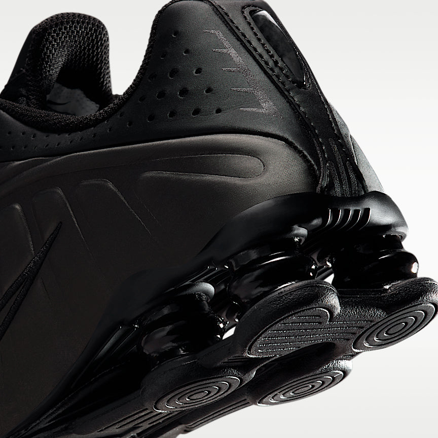 Nike Shox R4