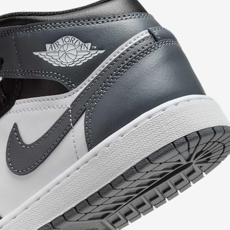 Air Jordan 1 Mid