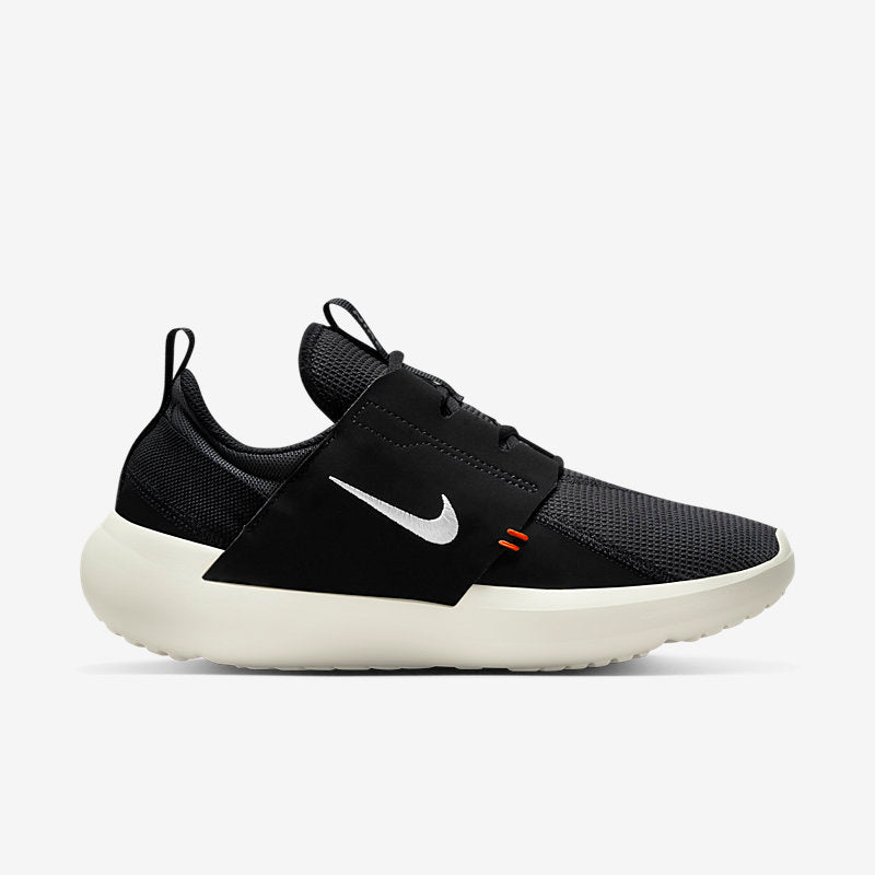 Nike Wmns E