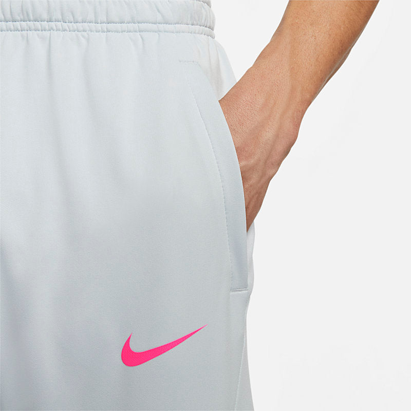 Nike Dri-FIT Strike