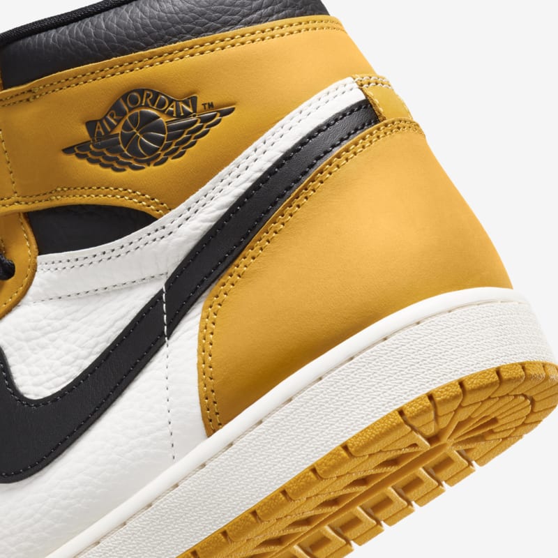 Air Jordan 1 Retro High OG "Yellow Ochre"
