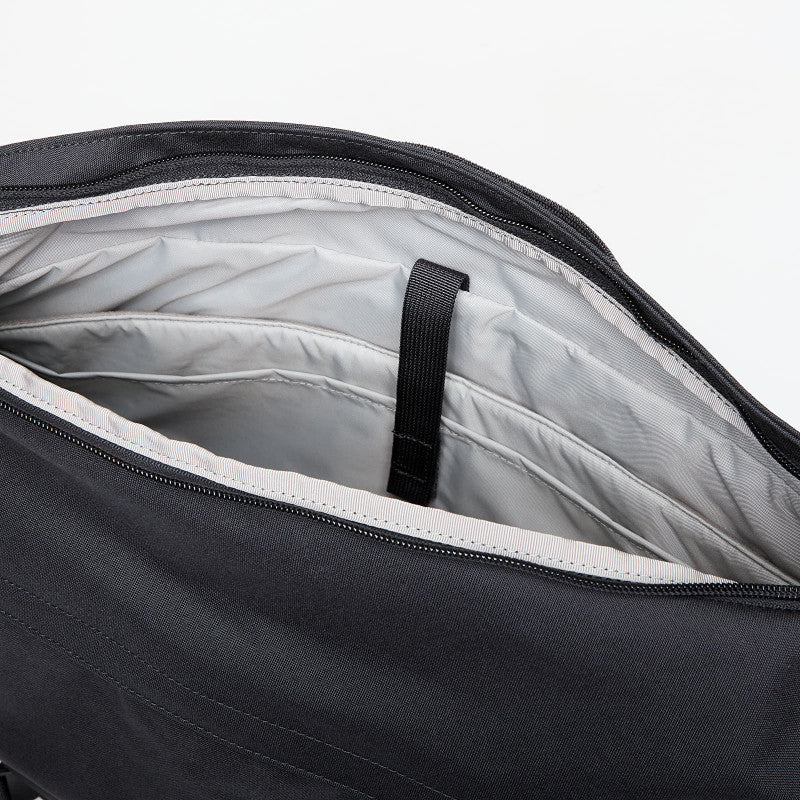 Fjällräven Färden Crossbody Coal Black 18