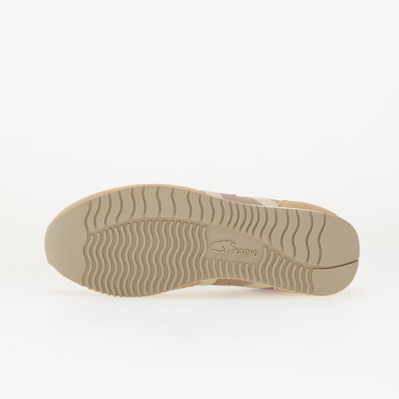 Karhu Albatross 82 Hazelnut/ Turtledove