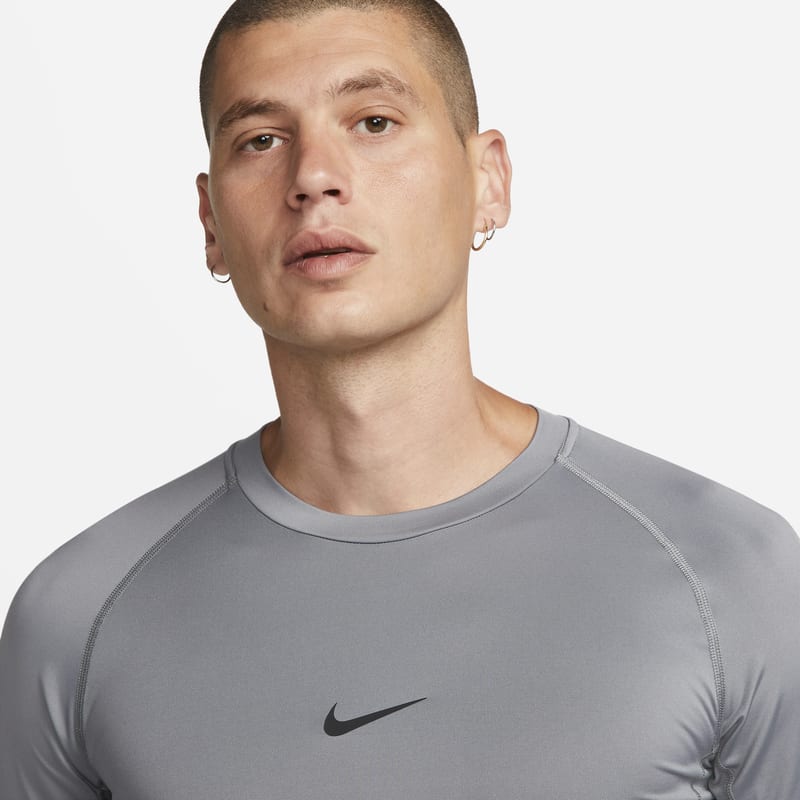 Nike Pro