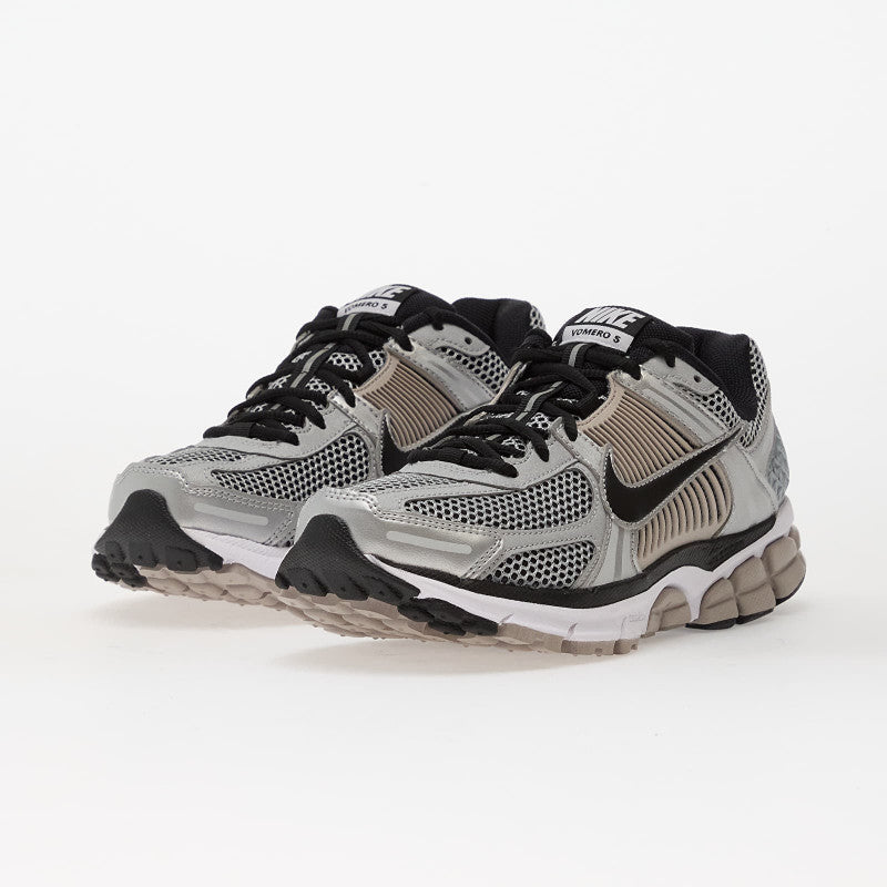 Nike Zoom Vomero 5 Metallic Silver/ Black-College Grey