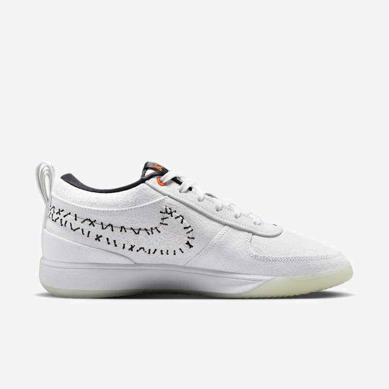 Nike Book 1 "Nightmare Before Christmas"