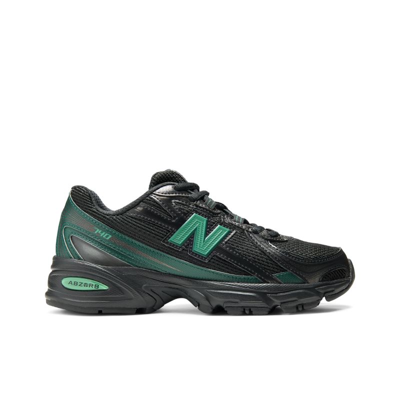 New Balance 740