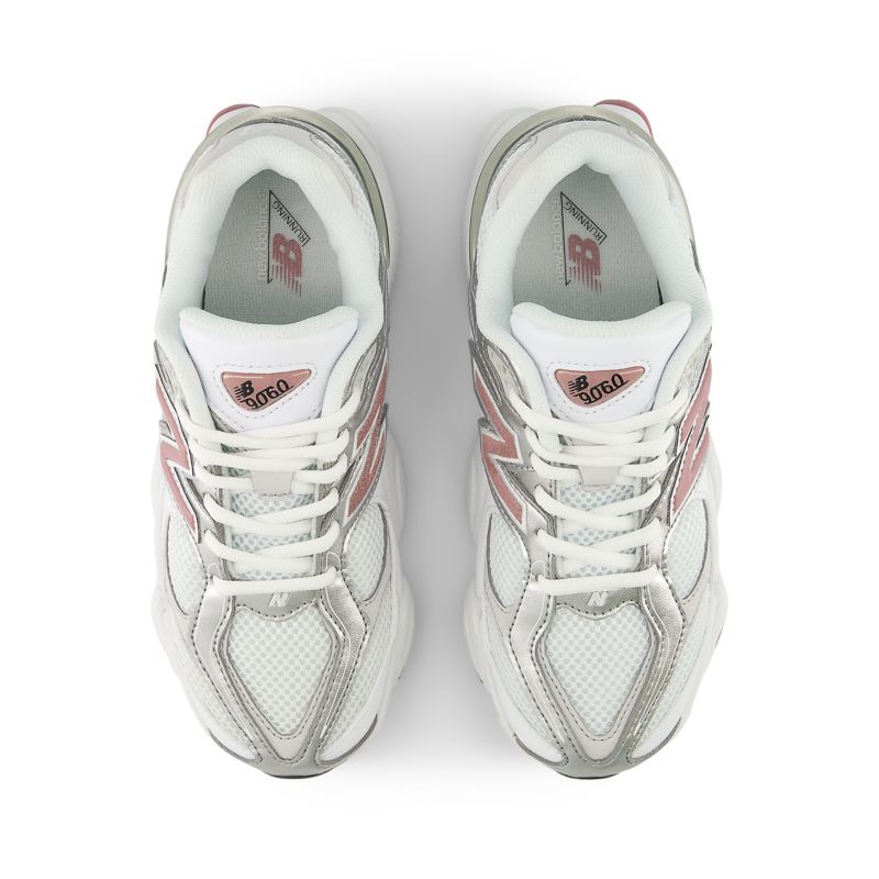 New Balance 608