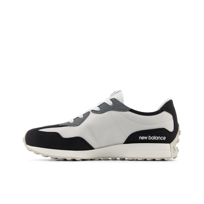 New Balance 327