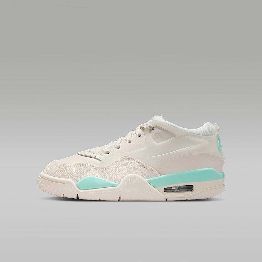 Air Jordan 4 RM SE