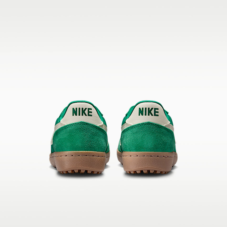 Nike Wmns Field General