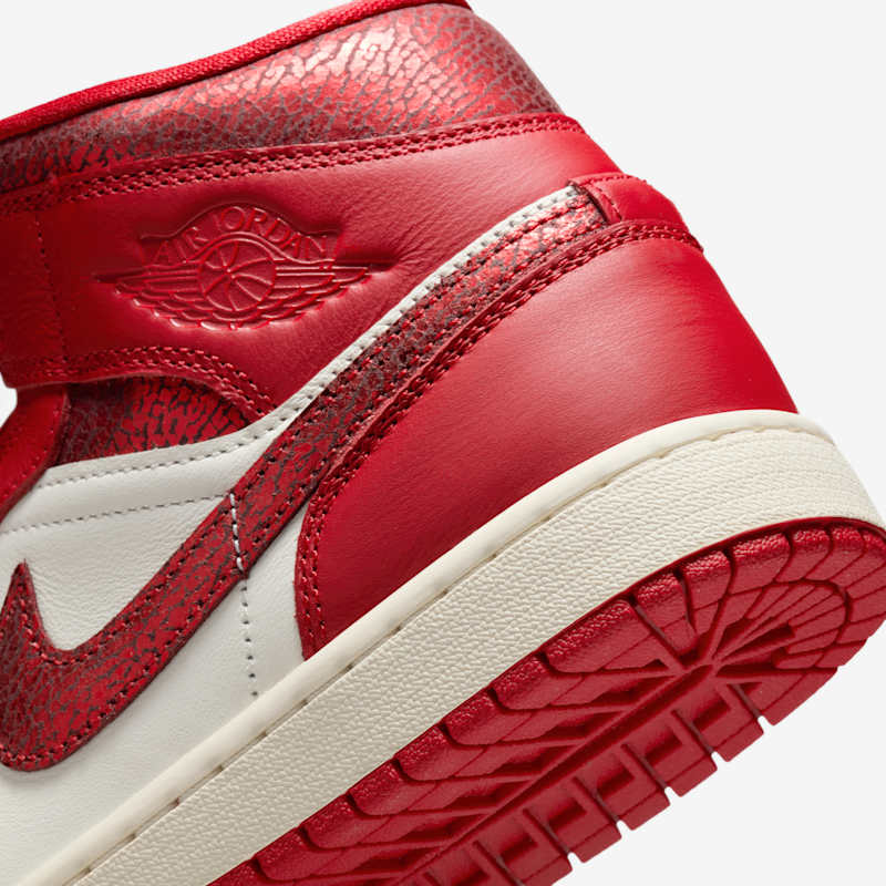 Air Jordan 1 Mid Se