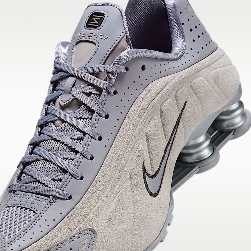 Nike Wmns Shox R4 Cement Grey/ Black-College Grey-Mtlc Silver