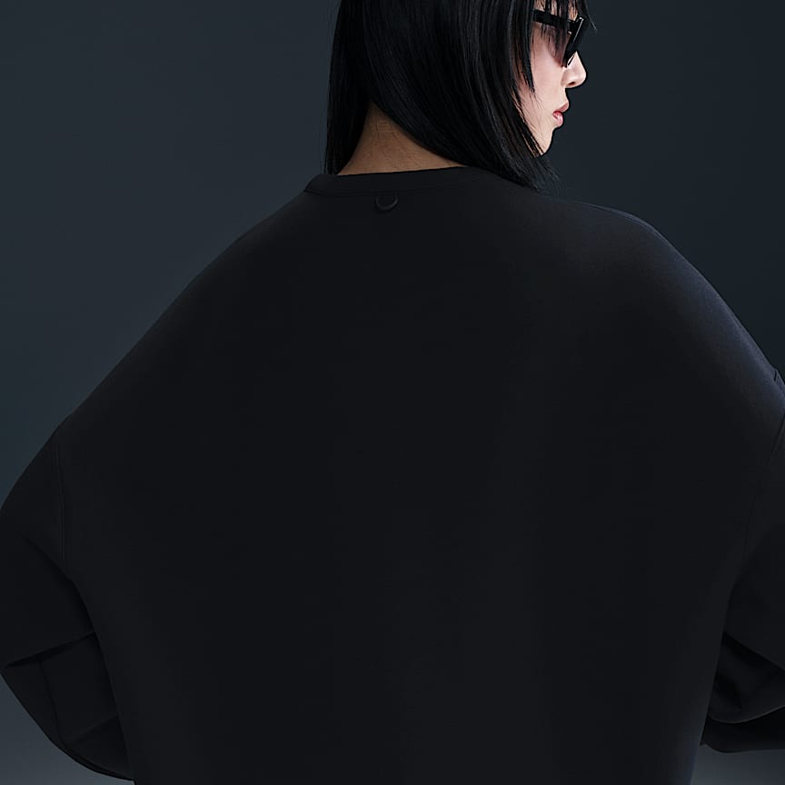 Nike 24.7 ImpossiblySoft Women's Dri-FIT Oversized Crew-Neck Top Black/ Dk Smoke Grey
