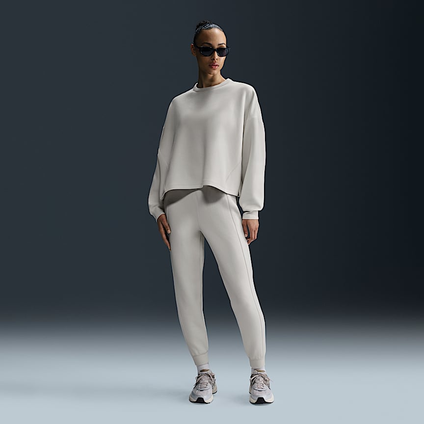 Nike 24.7 ImpossiblySoft Women's Dri-FIT Oversized Crew-Neck Top Lt Orewood Brn/ Lt Iron Ore