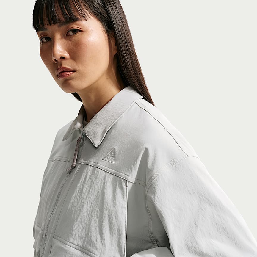 Nike ACG "Smith Summit" Women's UV-Resistant Jacket Photon Dust/ Grey Fog/ Summit White