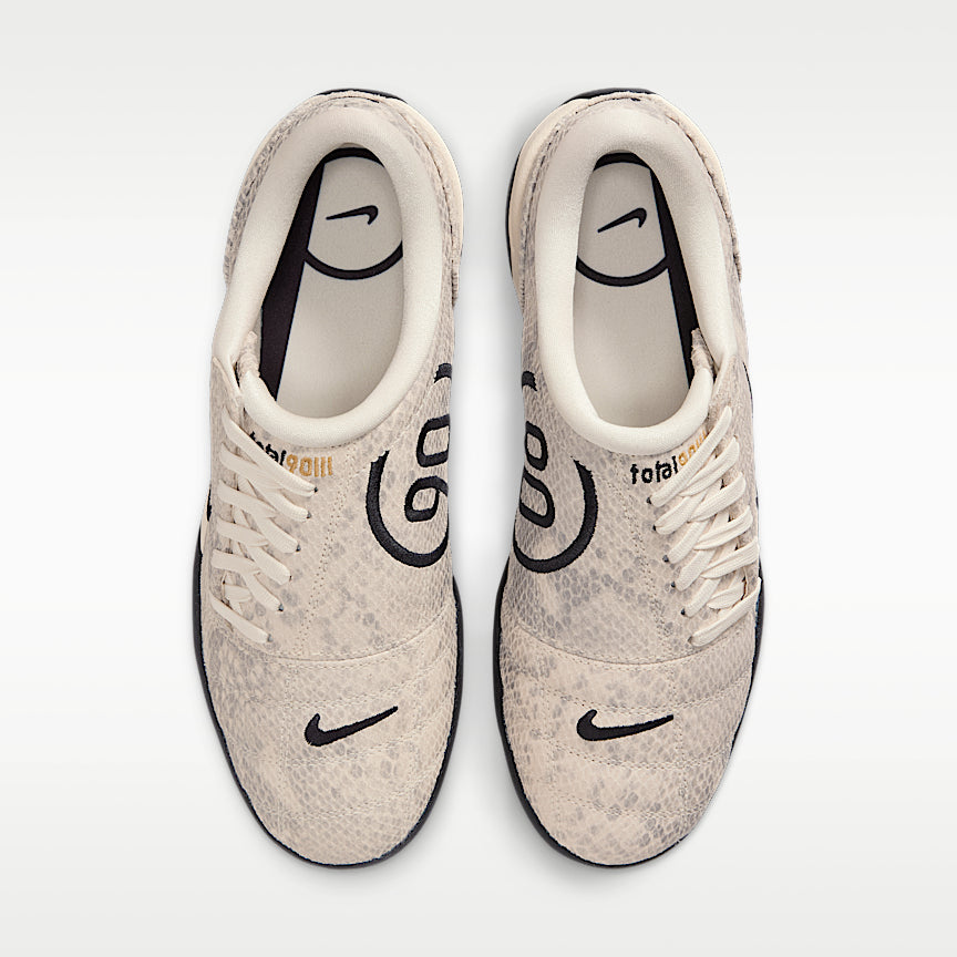 Nike Wmns Total 90 SE