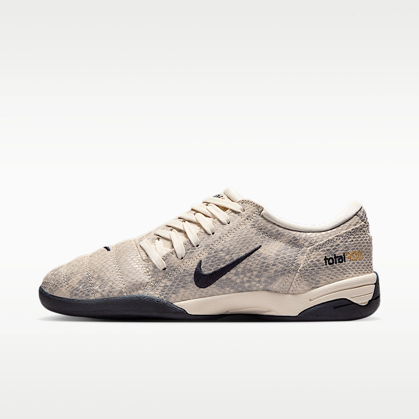 Nike Wmns Total 90 SE