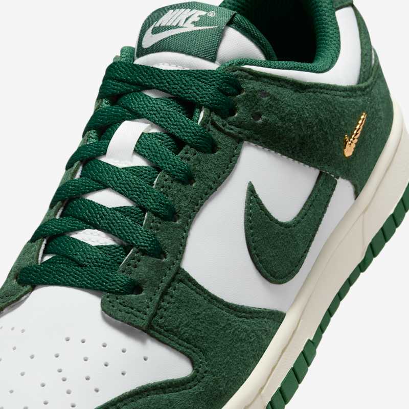 Nike Wmns Dunk Low