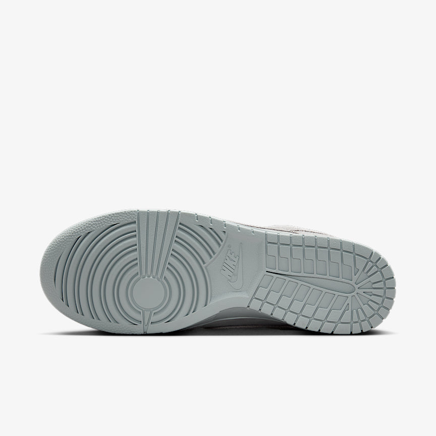 Nike Dunk Low Retro SE