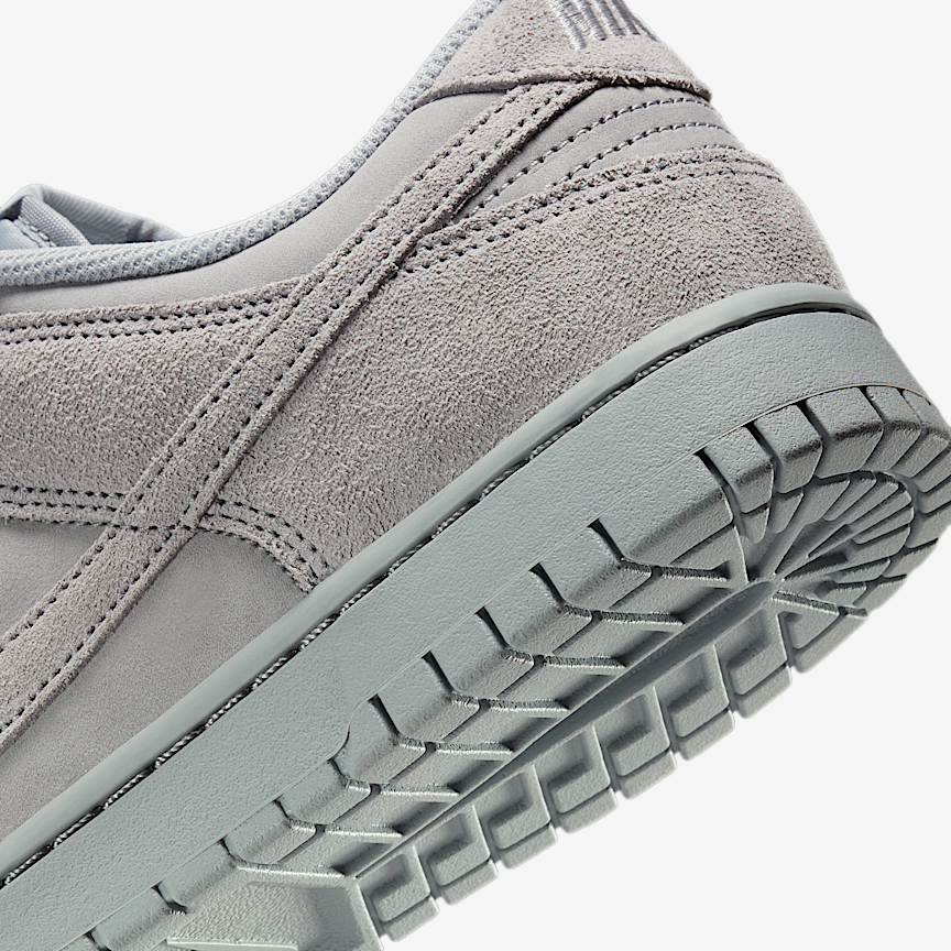 Nike Dunk Low Retro SE