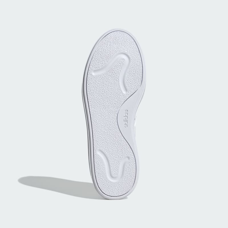 adidas Courtblock