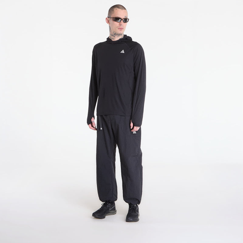 Nike ACG "Solar Chase" Men's Dri-FIT UV Long-Sleeve Hooded Top Black/ Black/ Summit White