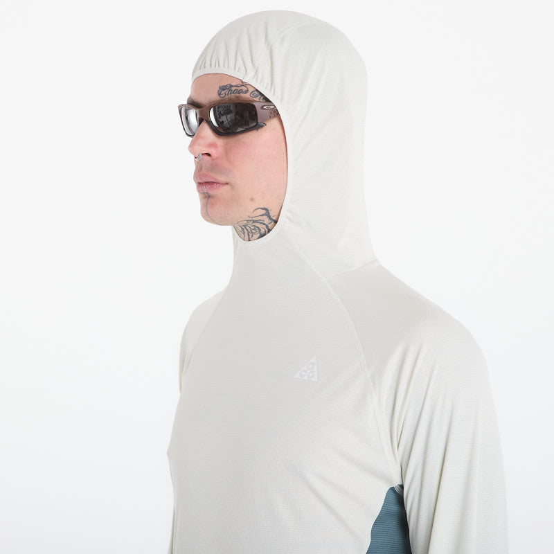 Nike ACG "Solar Chase" Men's Dri-FIT UV Long-Sleeve Hooded Top Sea Glass/ Mineral Slate/ Summit White
