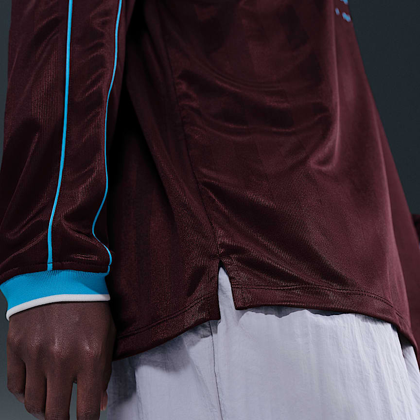 Nike Sportswear Women's Long-Sleeve Jersey Top Burgundy Crush/ Baltic Blue