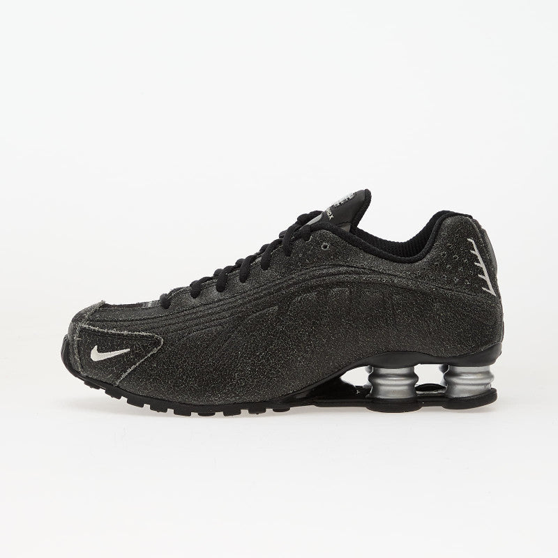 Nike Shox R4 Qs Black/ Sail-Lt Smoke Grey-Metallic Silver