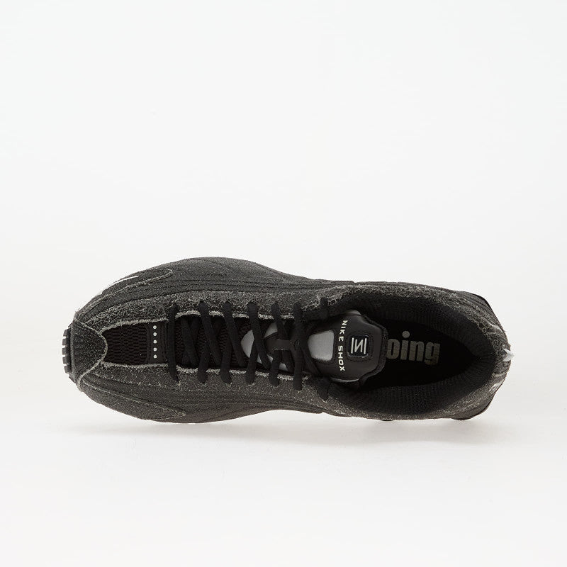 Nike Shox R4 Qs Black/ Sail-Lt Smoke Grey-Metallic Silver