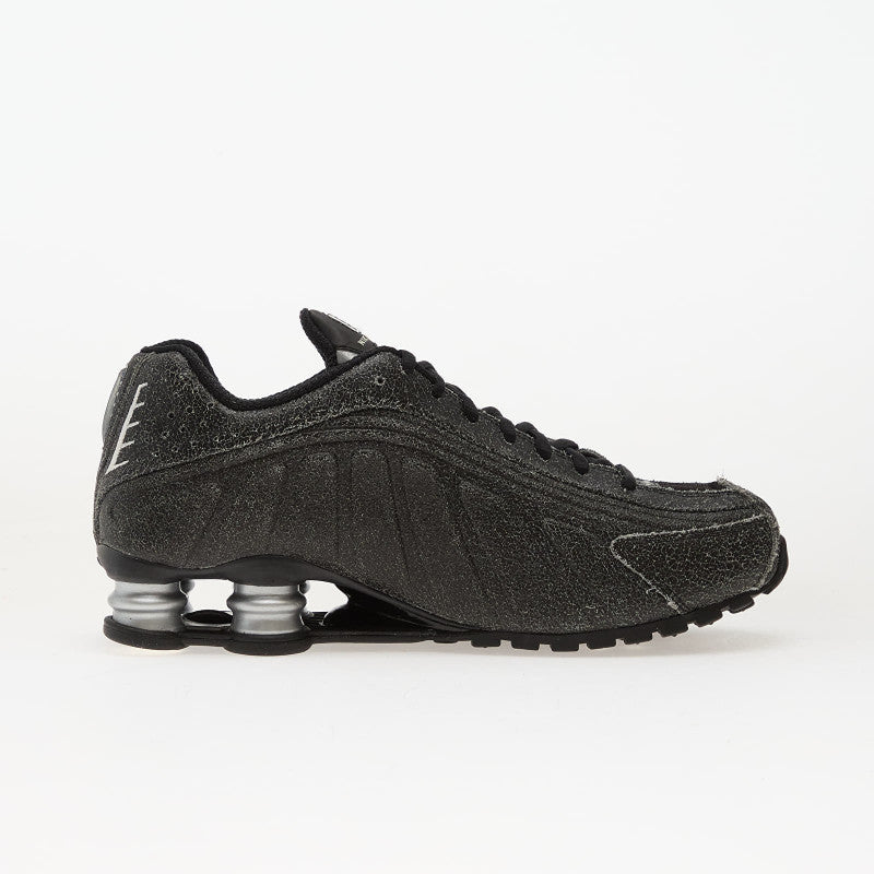 Nike Shox R4 Qs Black/ Sail-Lt Smoke Grey-Metallic Silver