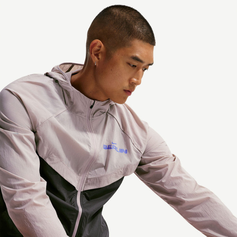 Nike Stride Men's Repel Running Jacket College Grey/ Anthracite