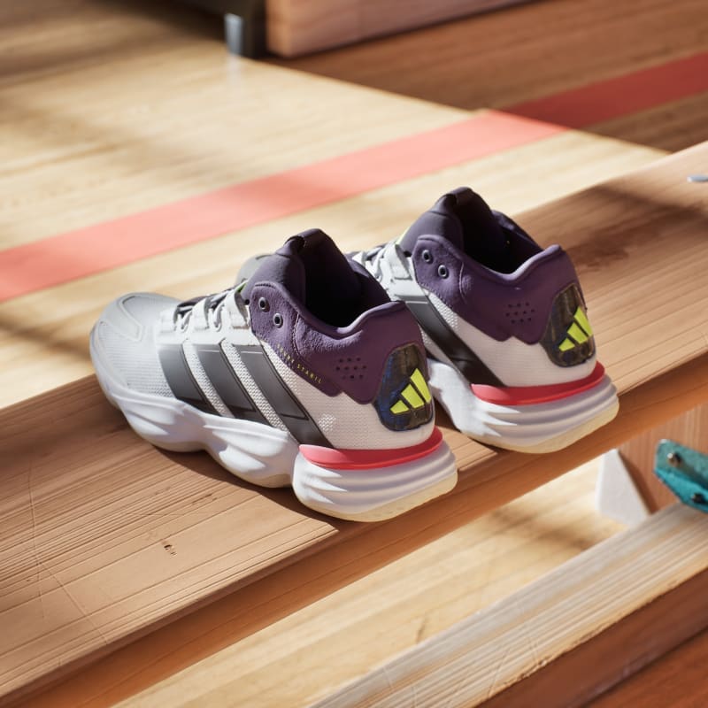 adidas halowe Court Stabil Indoor
