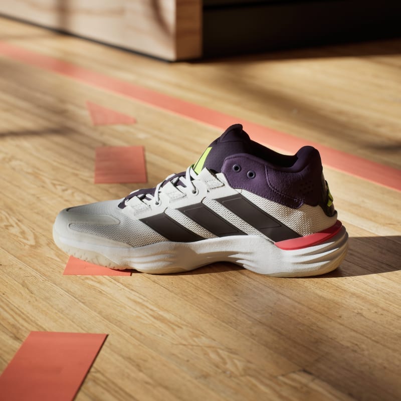 adidas halowe Court Stabil Indoor