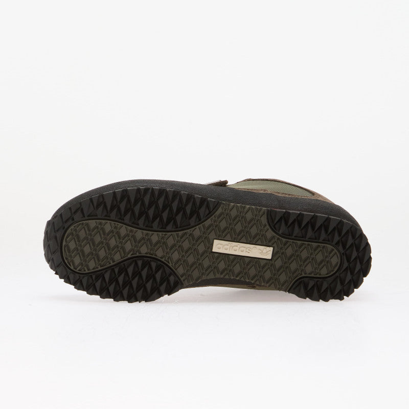 adidas Winterhill SPZL F.C. Utility Black/ Utility Black/ Clear Brown 42