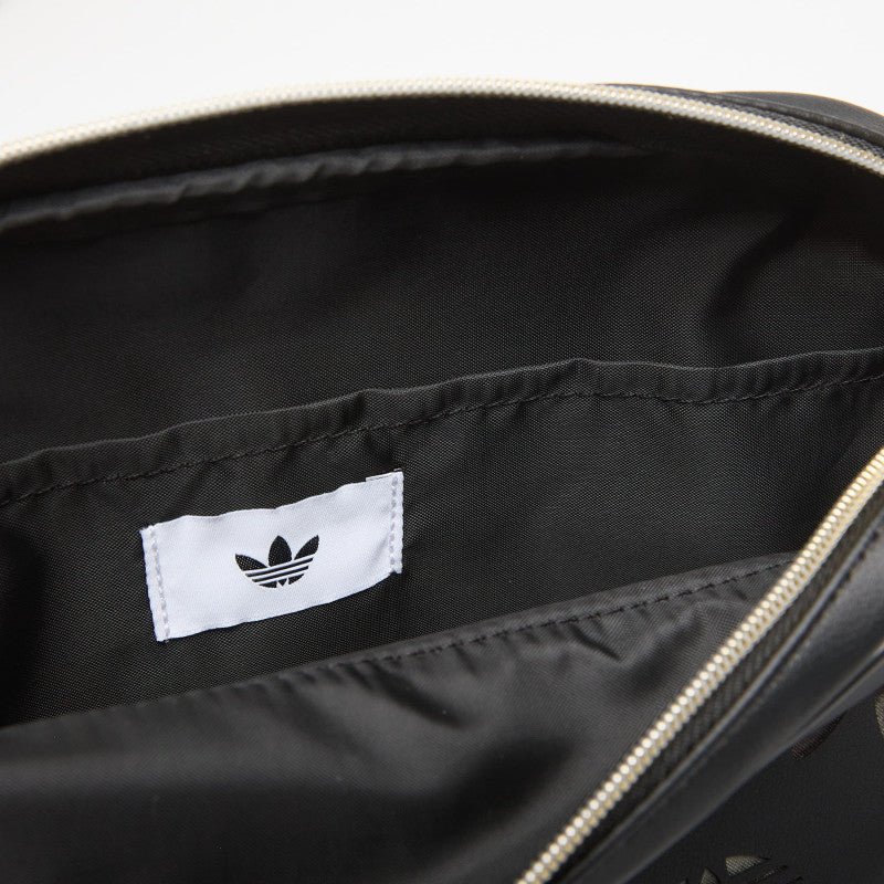 adidas Small Airliner Black