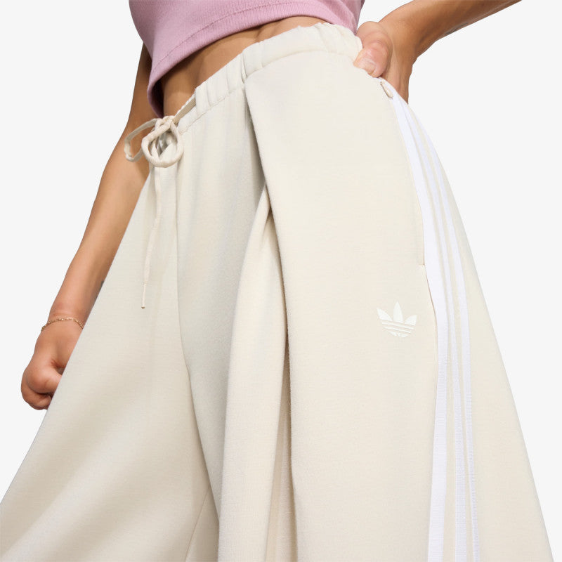 adidas Adiluna Season 2 x Jennie Pleated Track Pants Bliss