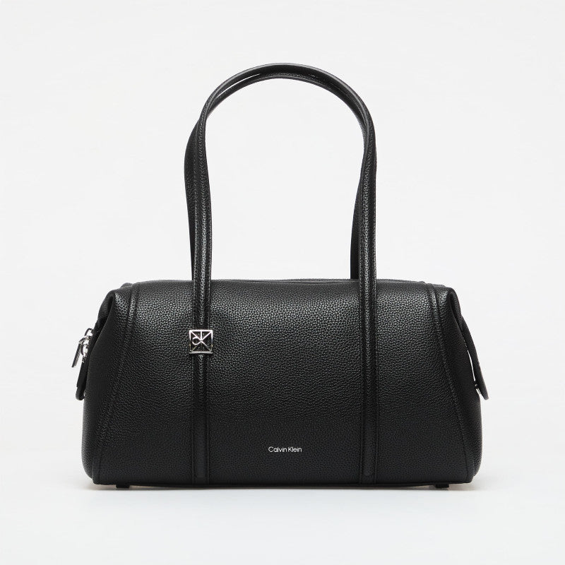 Calvin Klein Emblem Hw Pebble Doctor Shoulder Black