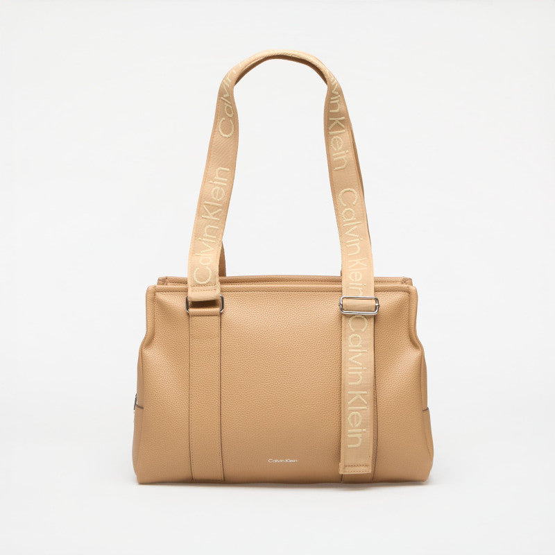 Calvin Klein Webbing Adj Strap Tote Tannin