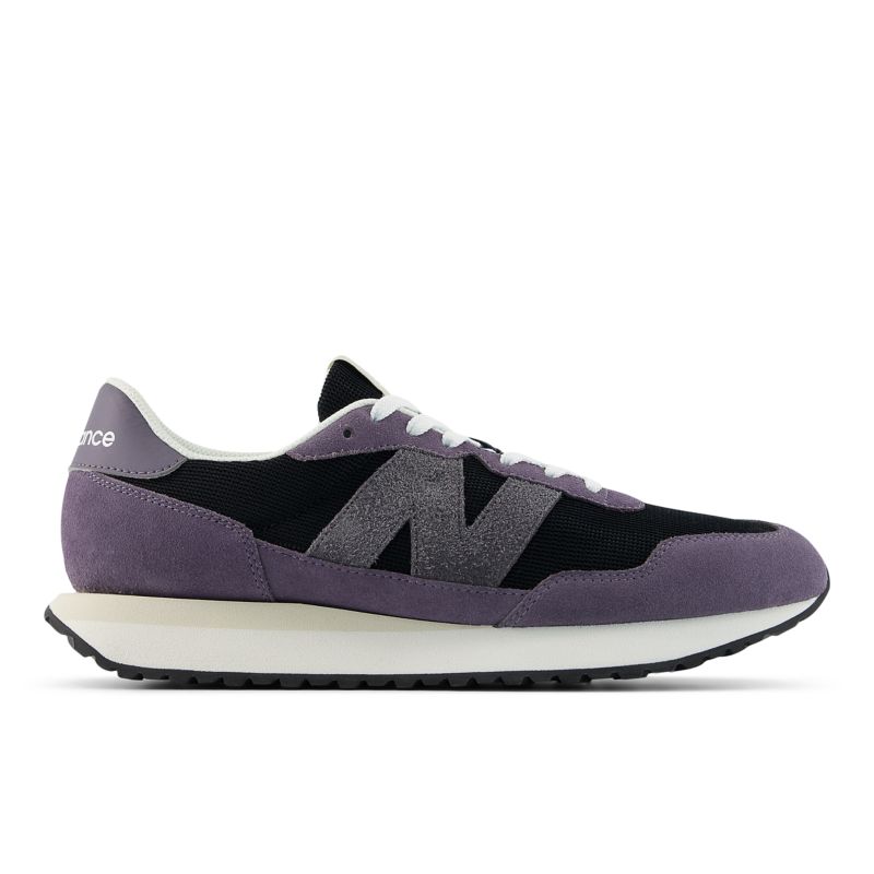 New Balance 237