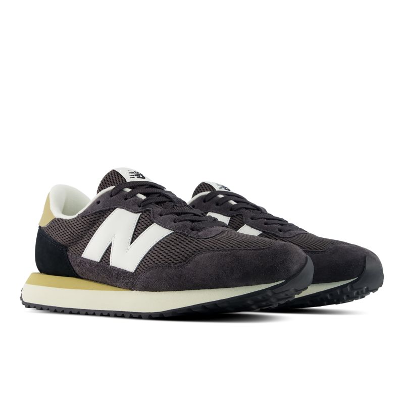 New Balance 237