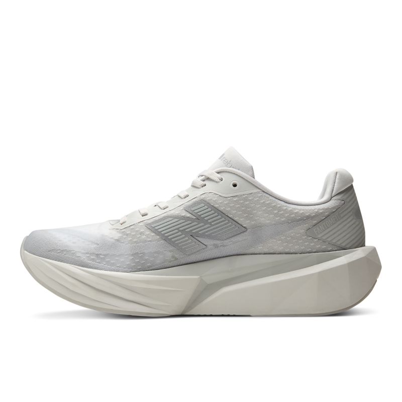 New Balance FuelCell Rebel v5